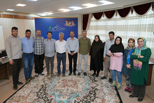 بازدید ارزیاب یونسکو دکتر وان از ژئوپارک داوطلب ارس جهت بازدید میدانی 