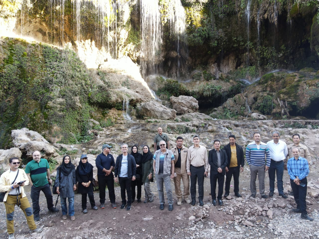 بازدید رییس سازمان زمین شناسی و اکتشافات معدنی کشور و هیات همراه از ژئوپارک جهانی ارس